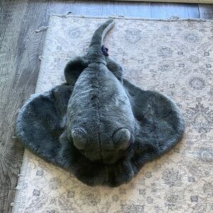 1994 String-Ray Stuffed Animal